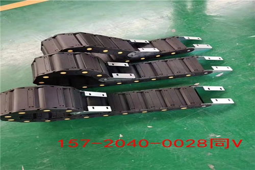 秀嶼現(xiàn)貨塑料拖鏈 規(guī)格多樣，直銷現(xiàn)貨，助力輸送設備高效運行